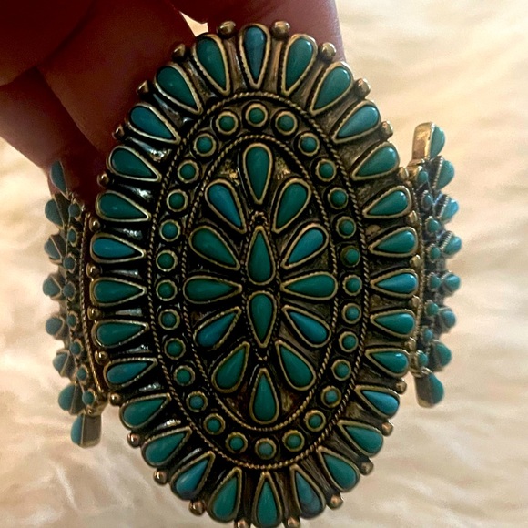 Lucky Brand Turquoise Cuff Bracelet - Picture 6 of 6